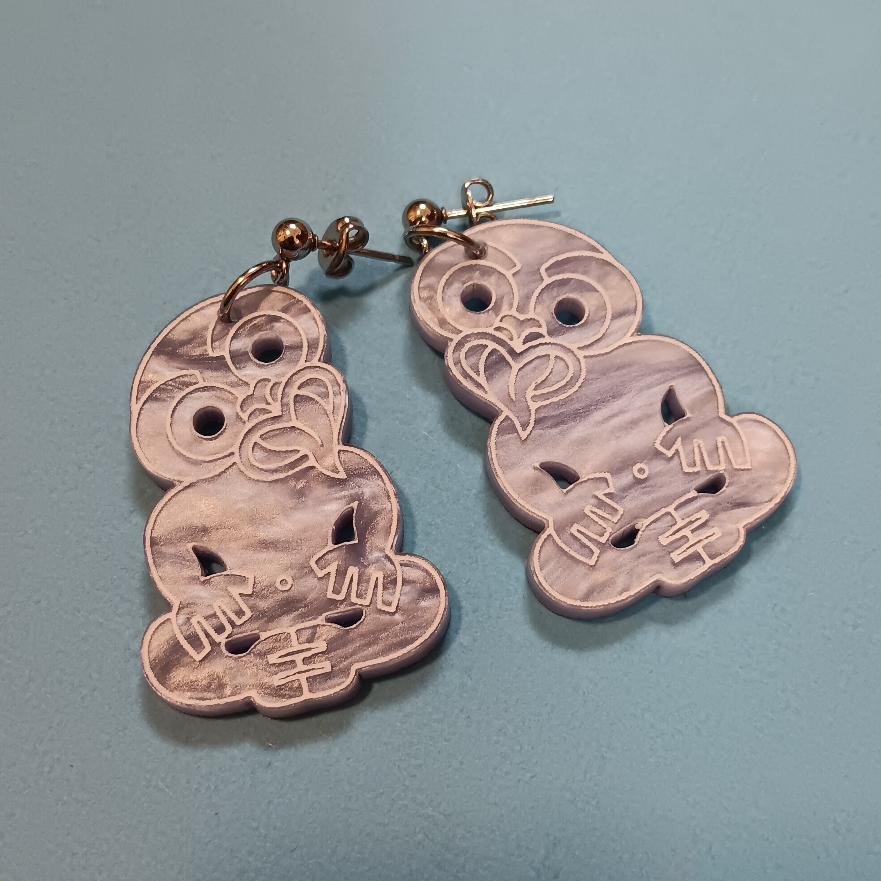 *FUNDRAISER COLLECTION* MINI TIKI EARRINGS - MARBLE & GLITTER