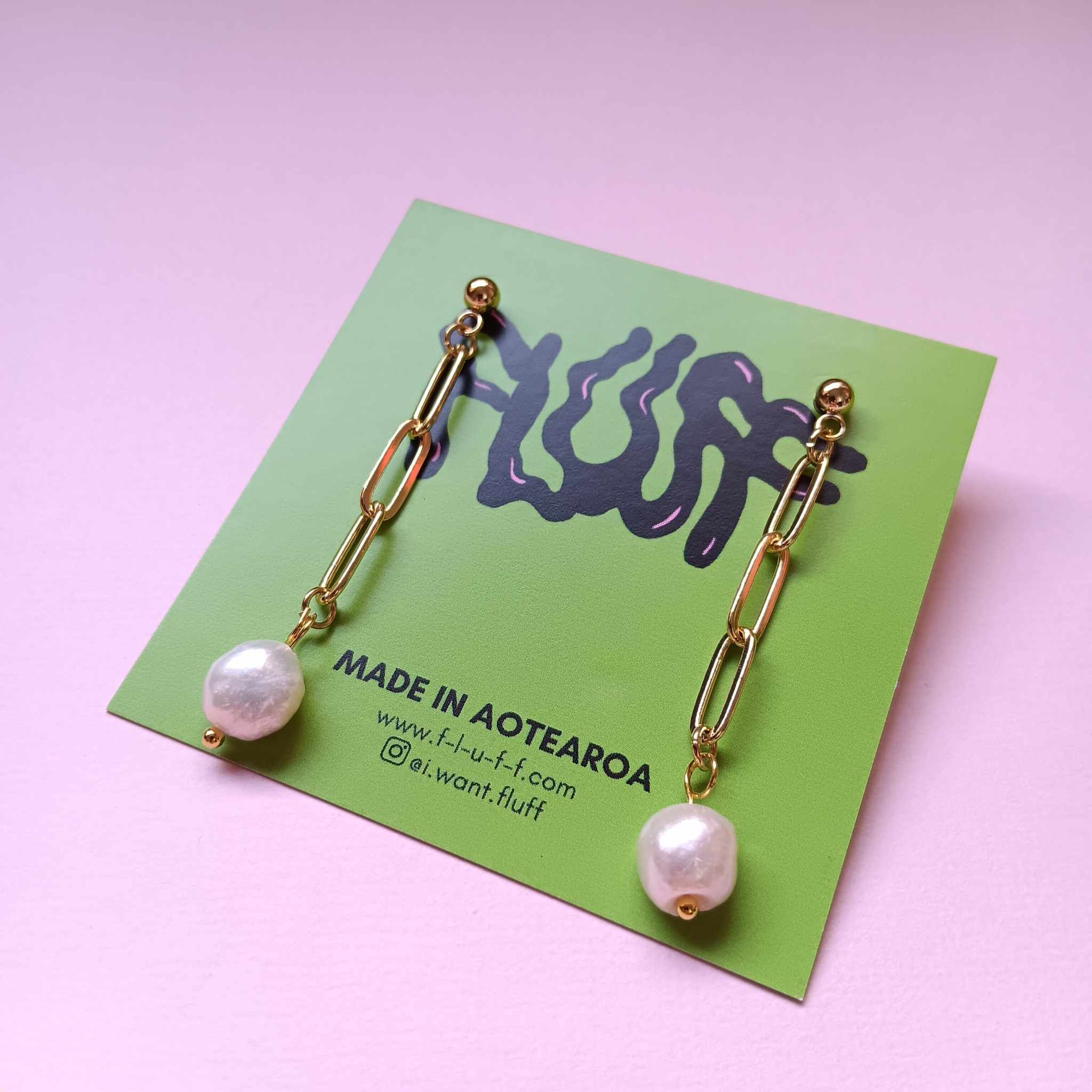 FRESH WATER PEARL DROP EARRINGS